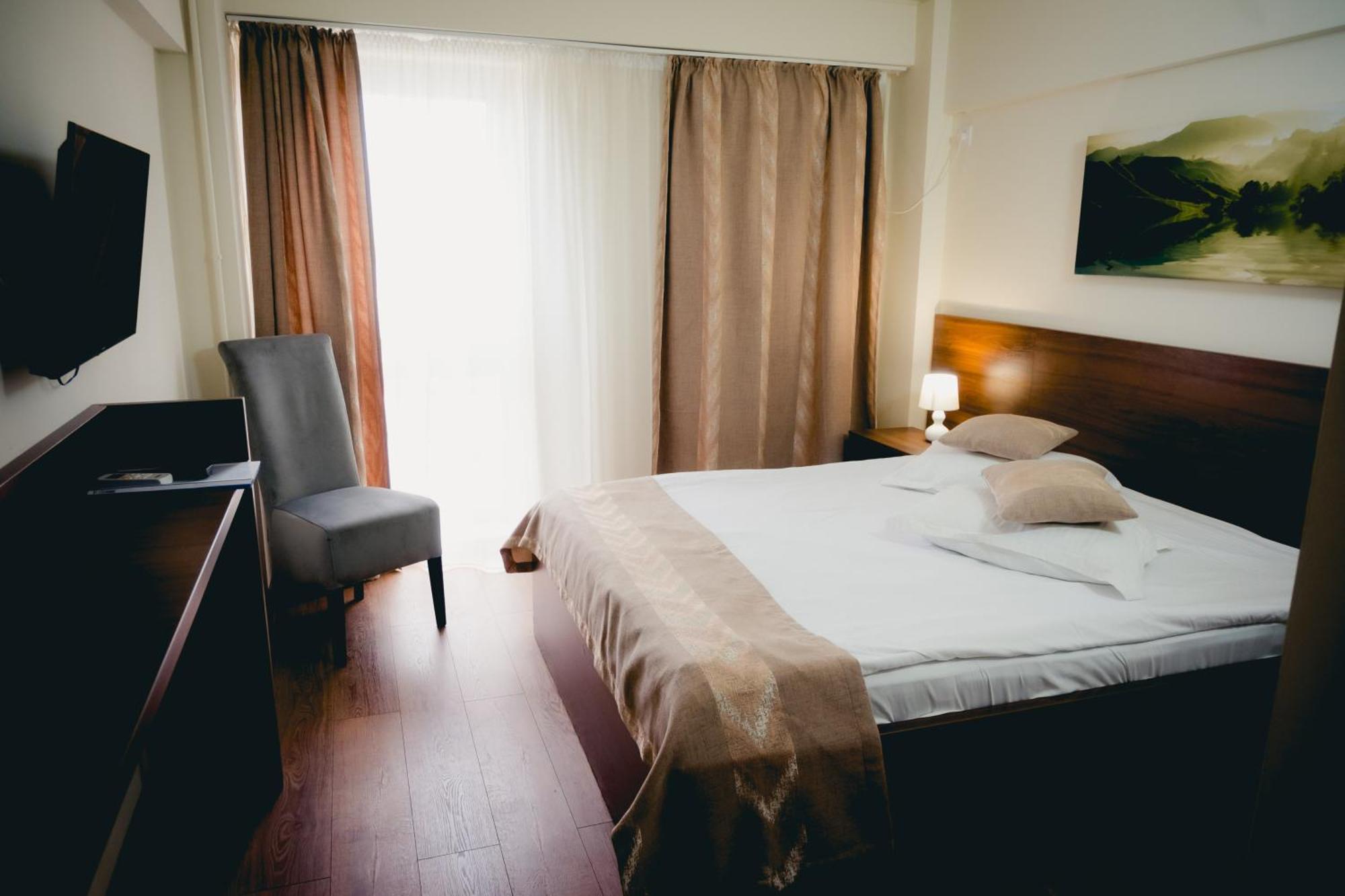 טרגובישטה Hotel Valahia מראה חיצוני תמונה