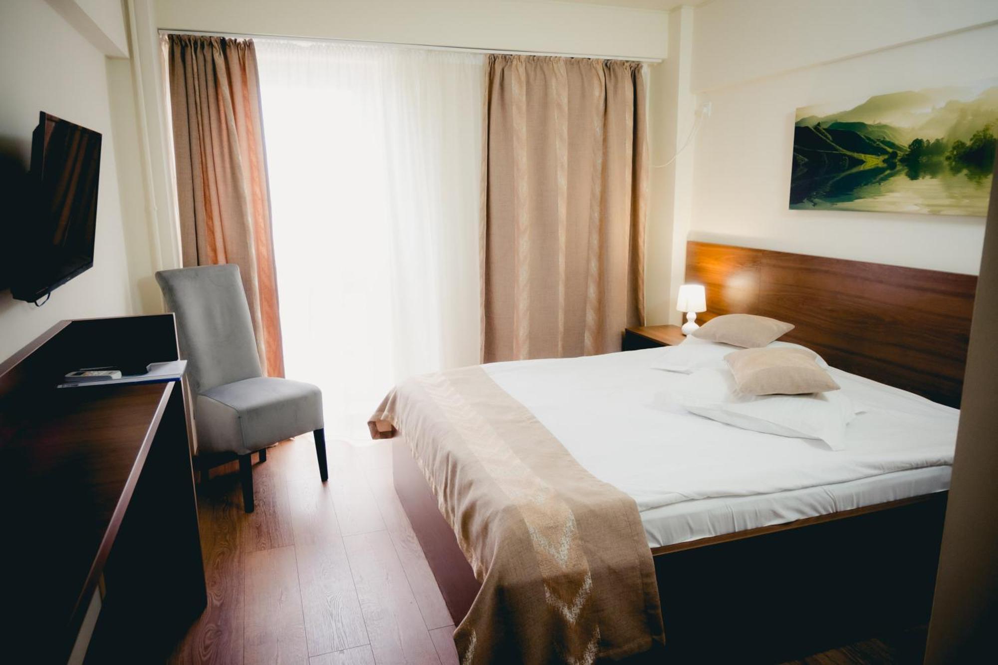 טרגובישטה Hotel Valahia מראה חיצוני תמונה