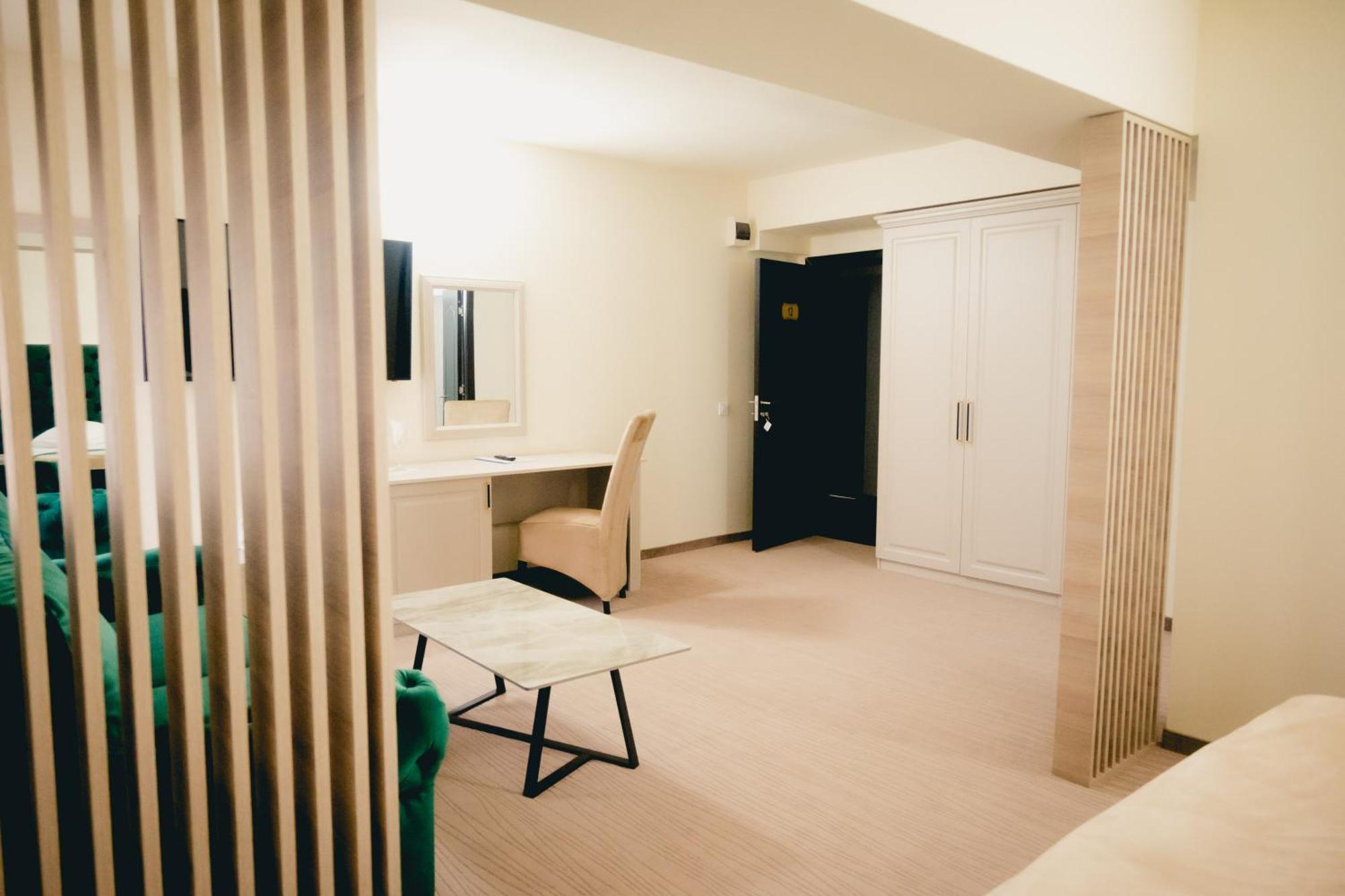 טרגובישטה Hotel Valahia מראה חיצוני תמונה