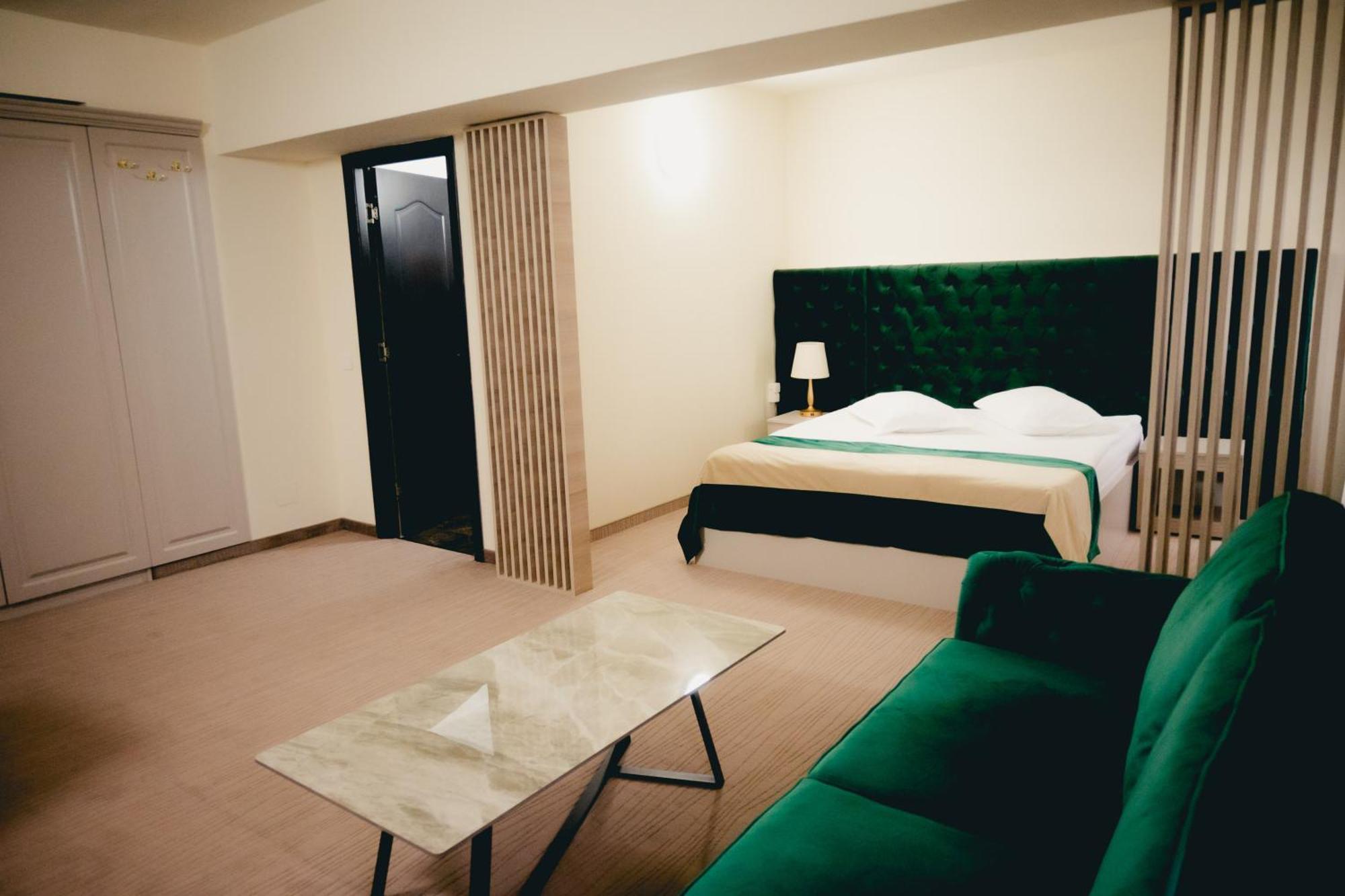 טרגובישטה Hotel Valahia מראה חיצוני תמונה