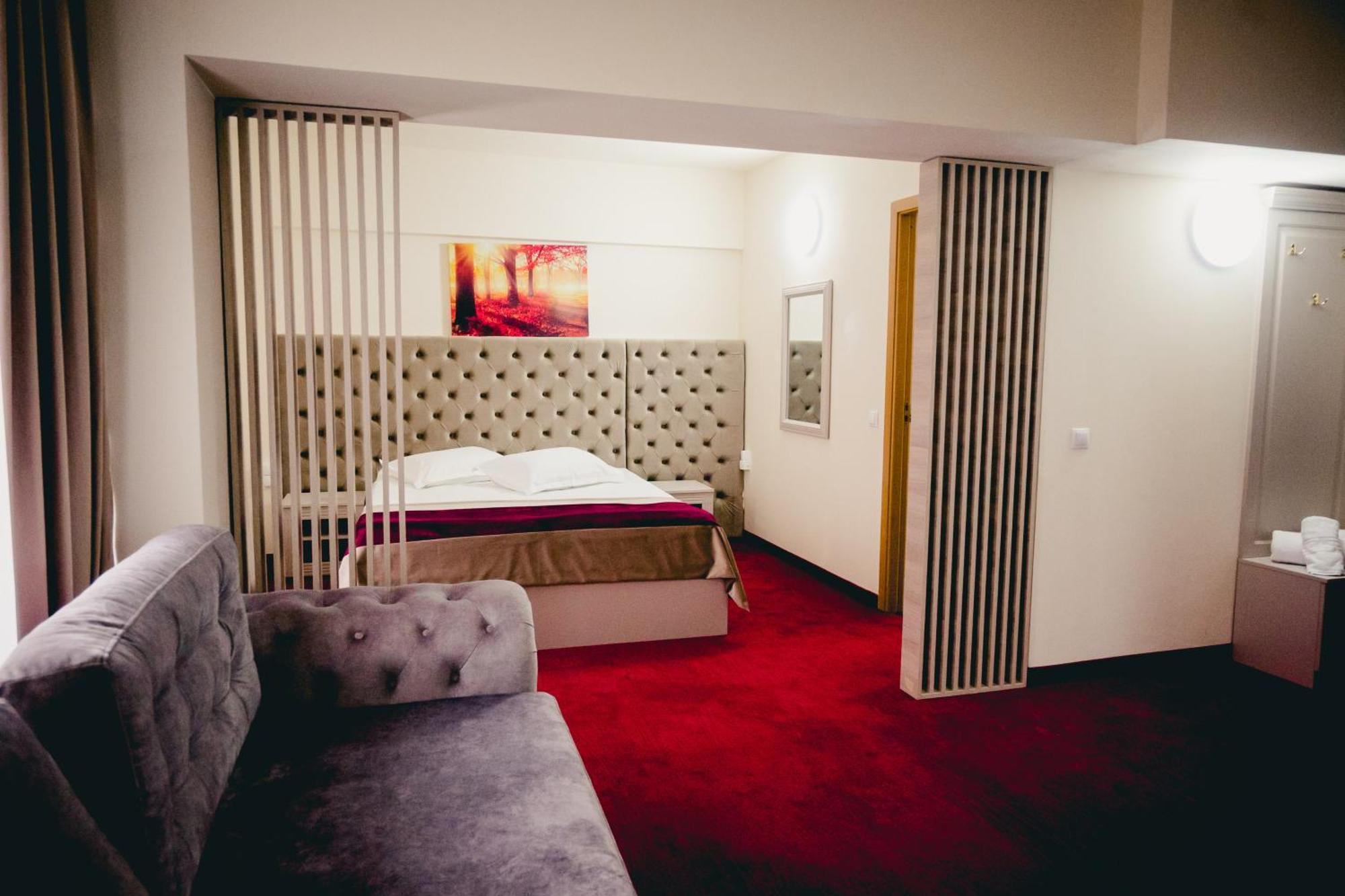 טרגובישטה Hotel Valahia מראה חיצוני תמונה