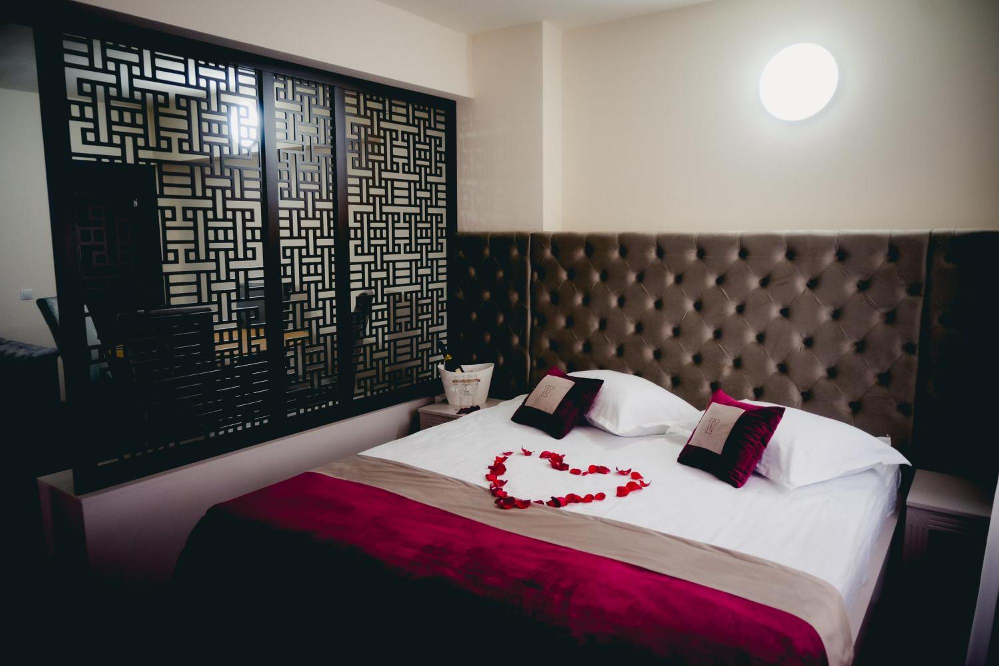 טרגובישטה Hotel Valahia מראה חיצוני תמונה
