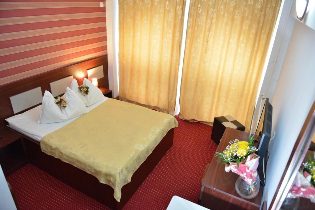 טרגובישטה Hotel Valahia מראה חיצוני תמונה