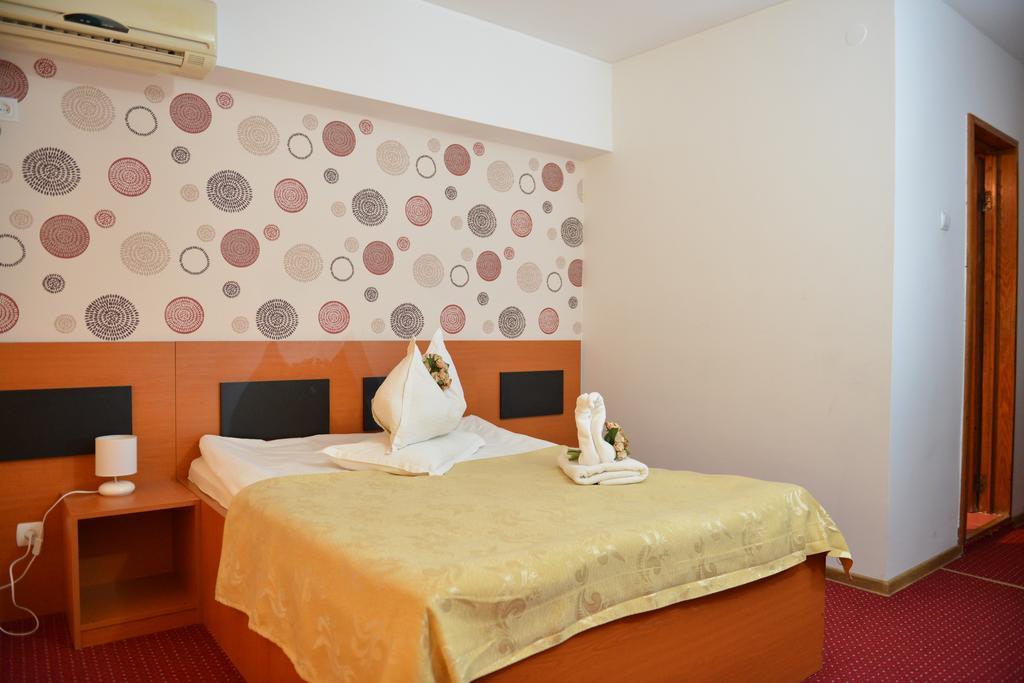 טרגובישטה Hotel Valahia מראה חיצוני תמונה
